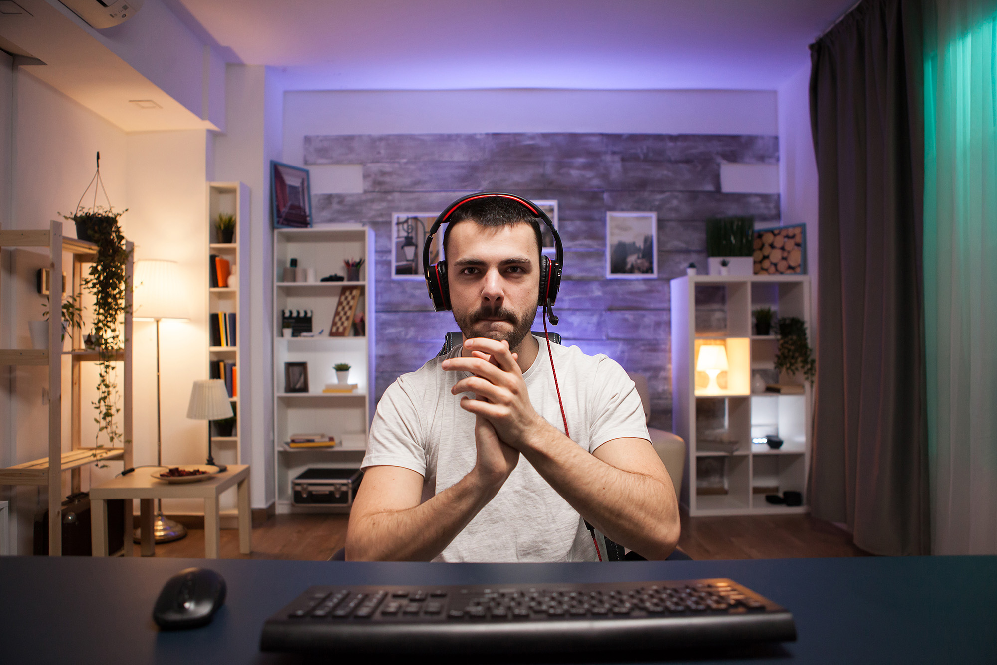 man getting ready to play video games on his PC
