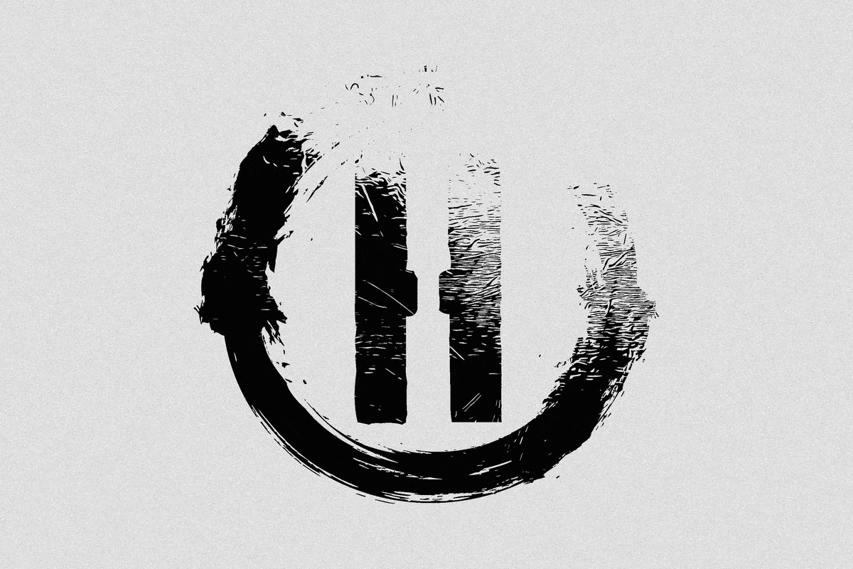 Heroik logo black eroded
